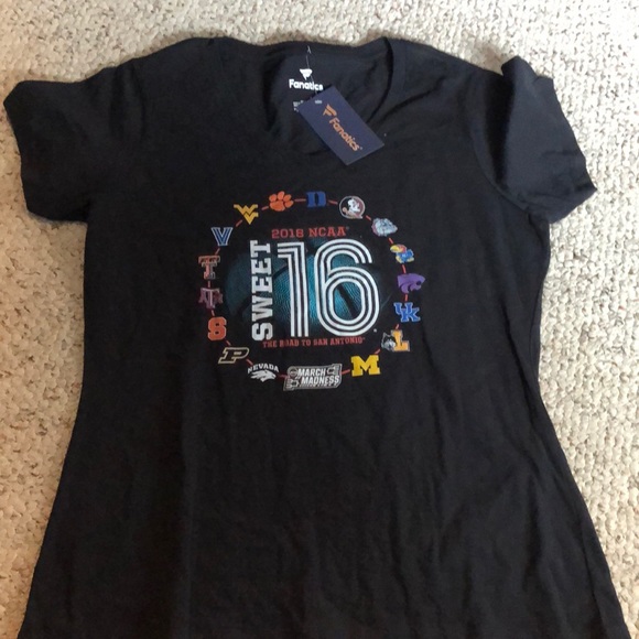 Fanatics Tops - Tshirt